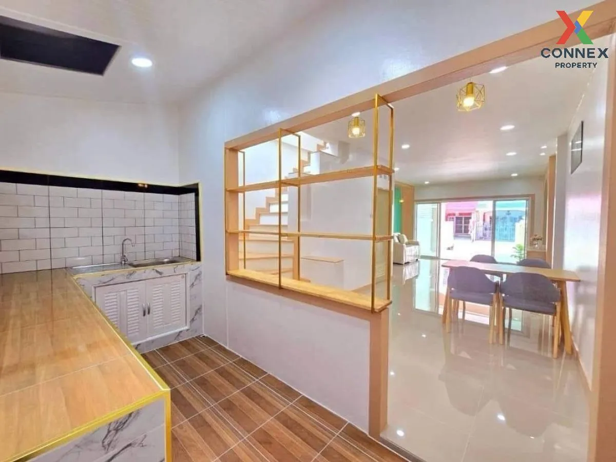 For Sale Townhouse/Townhome  , Manawadee Green Park , Phimonrat ,