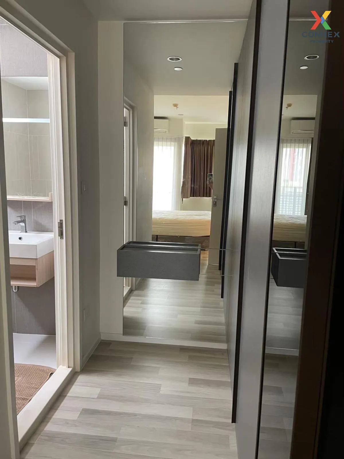 ขายคอนโด  เดอะคีย์ สาทร - เจริญราษฎร์ BTS-สุรศักดิ์ บางโคล่ เขต บ