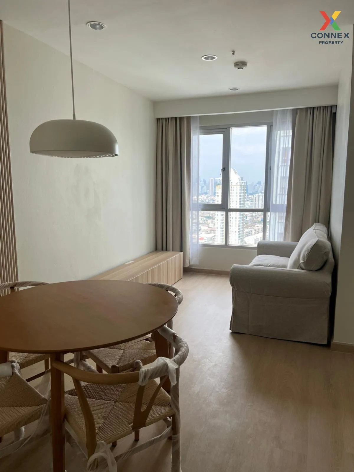 ขายคอนโด  ลุมพินี เพลส วอเตอร์ คลิฟ วิวสวย ชั้นสูง วิวแม่น้ำ รีโน