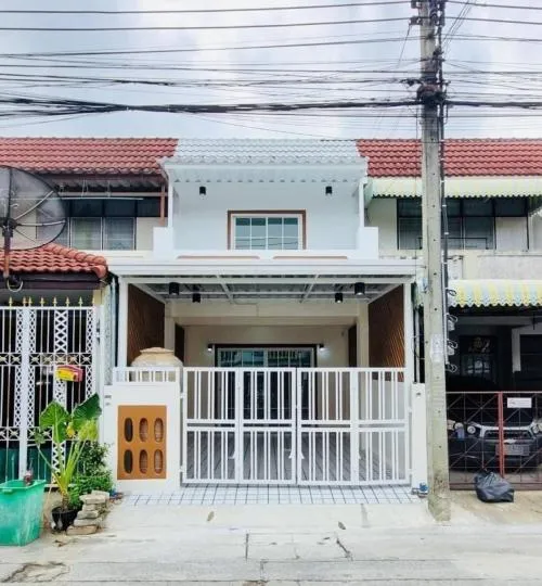 ขายทาวน์เฮ้าส์/ทาวน์โฮม  บ้านพระปิ่น 3 MRT-ตลาดบางใหญ่ บางแม่นาง บางใหญ่ นนทบุรี CX-108745