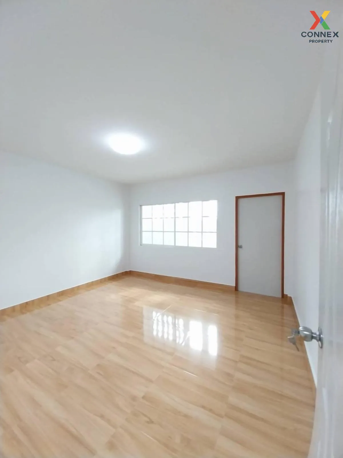 For Sale Townhouse/Townhome  , Sinanan , newly renovated , Khok F