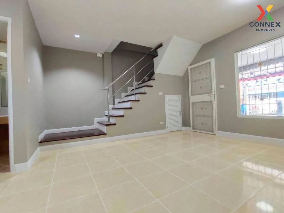 For Sale Townhouse/Townhome  , U Thong Place 5 , Khu Khot , Lam L 4