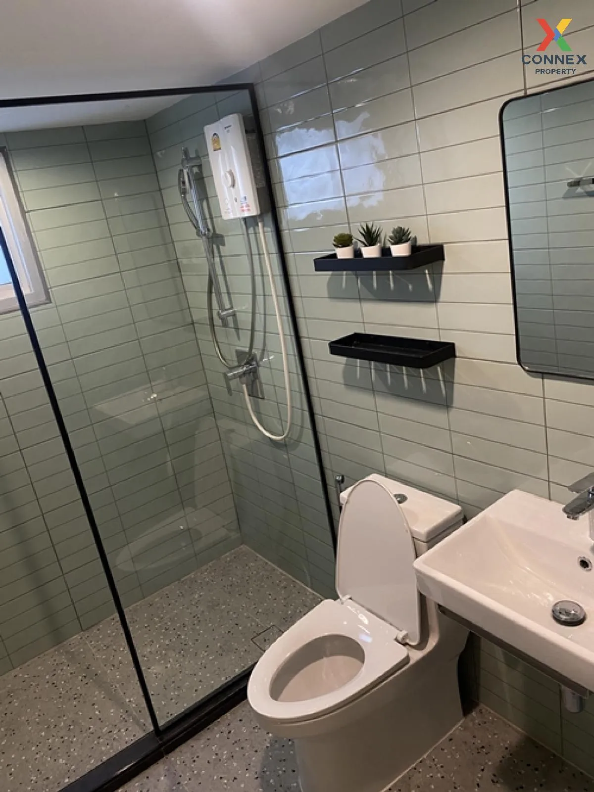 เช่าคอนโด  ศุภาลัย ปาร์ค เอกมัย - ทองหล่อ BTS-เอกมัย บางกะปิ เขต  4