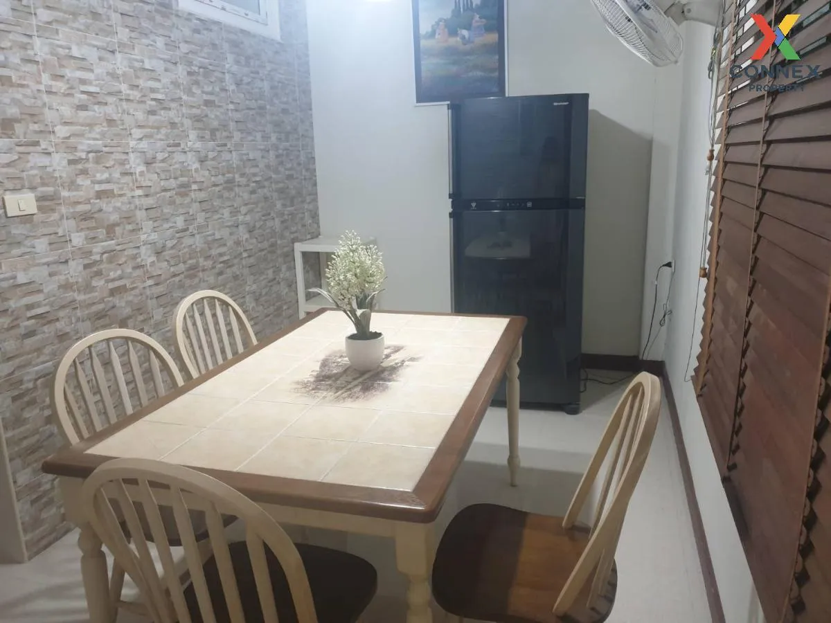 For Rent Townhouse  Lat Phrao 101 , newly renovated , Khlong Chan 3