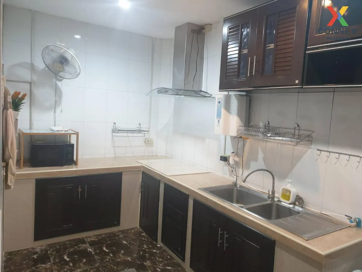 For Rent Townhouse  Lat Phrao 101 , newly renovated , Khlong Chan 4