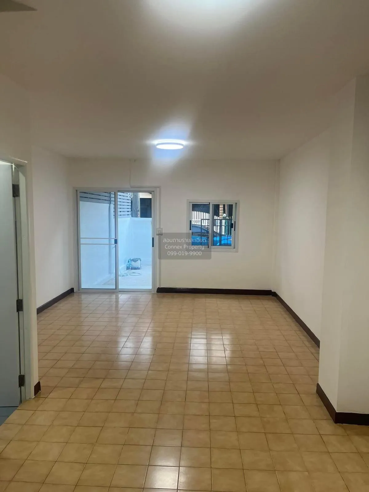 For Sale Townhouse/Townhome  , Baan Thanaram , newly renovated ,  3