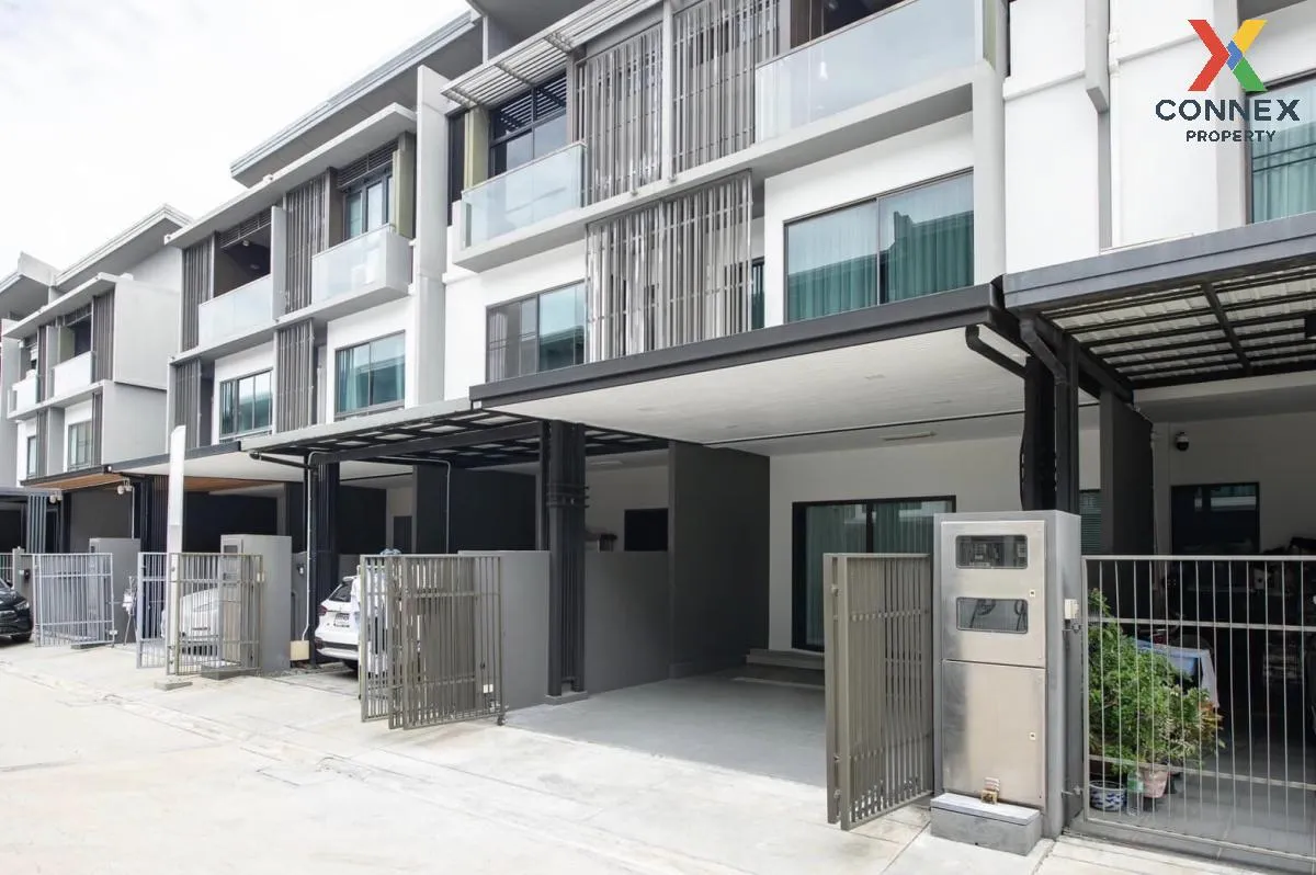 For Rent Townhouse/Townhome  , LANDMARK EKAMAI-RAMINDRA , Lat Phr 1