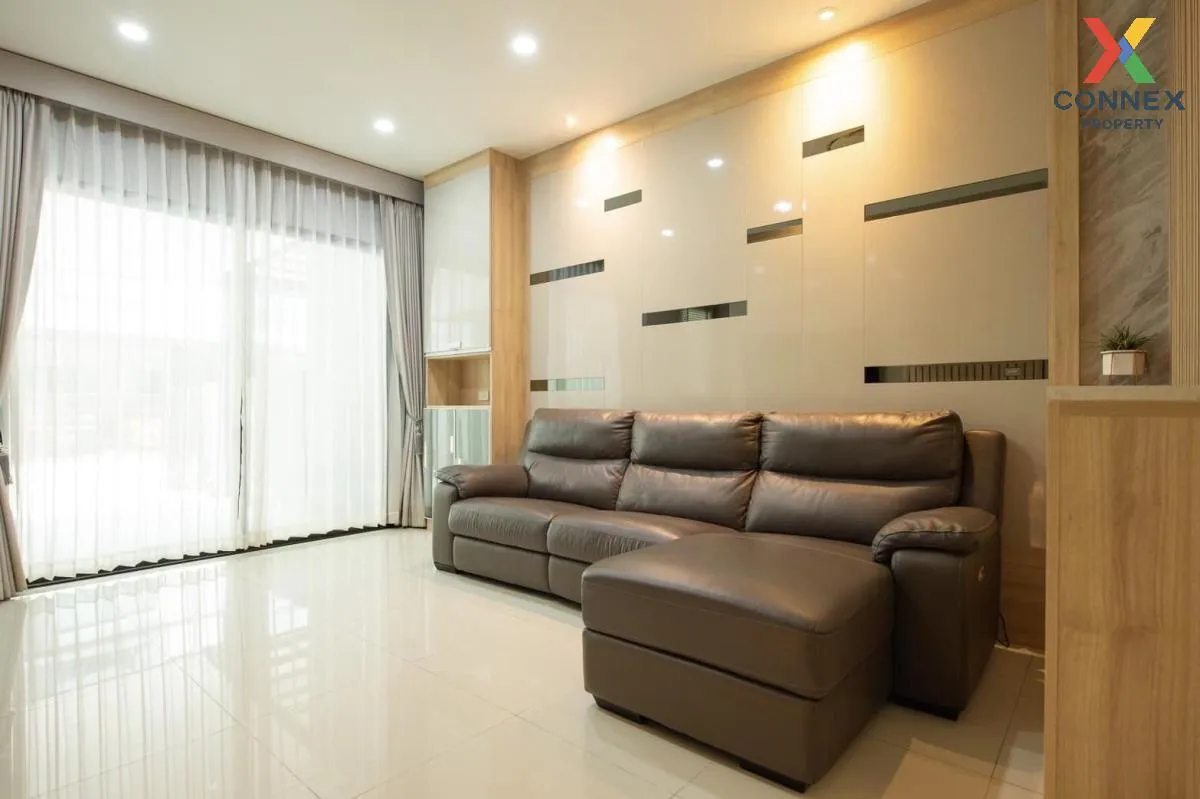 For Rent Townhouse/Townhome  , LANDMARK EKAMAI-RAMINDRA , Lat Phr 2