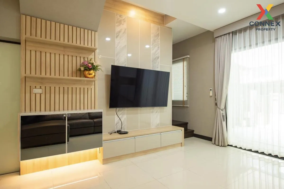 For Rent Townhouse/Townhome  , LANDMARK EKAMAI-RAMINDRA , Lat Phr 4