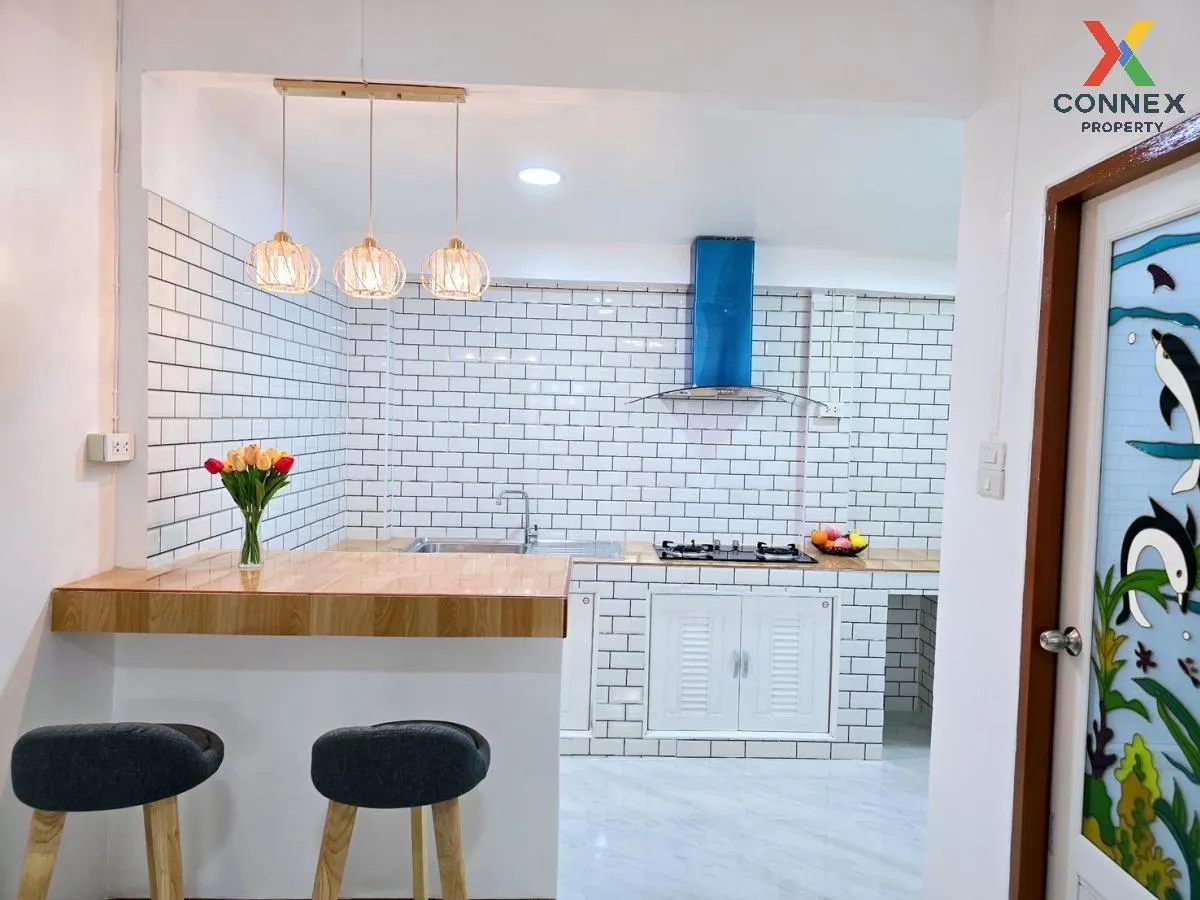 For Sale Townhouse/Townhome  , Lert Ubon Watcharapol Ramintra , c