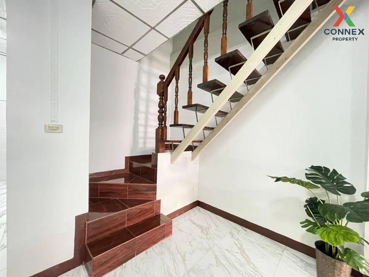 For Sale Townhouse/Townhome  , Lert Ubon Watcharapol Ramintra , n