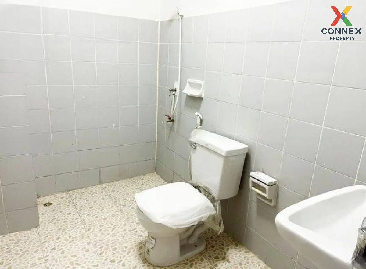 For Sale Townhouse/Townhome  , Lert Ubon Watcharapol Ramintra , n