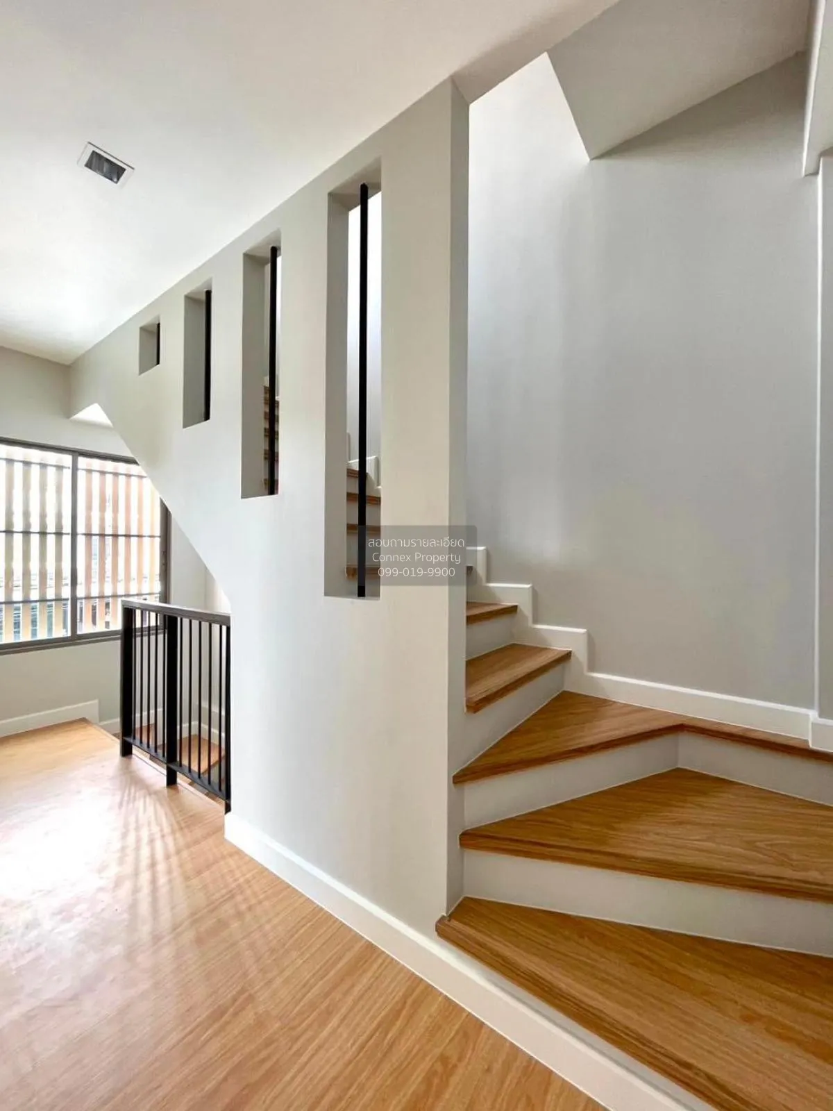 ขายทาวน์เฮ้าส์/ทาวน์โฮม  อีโคสเปซ เกษตร-นวมินทร์ ห้องมุม รีโนเวทใ