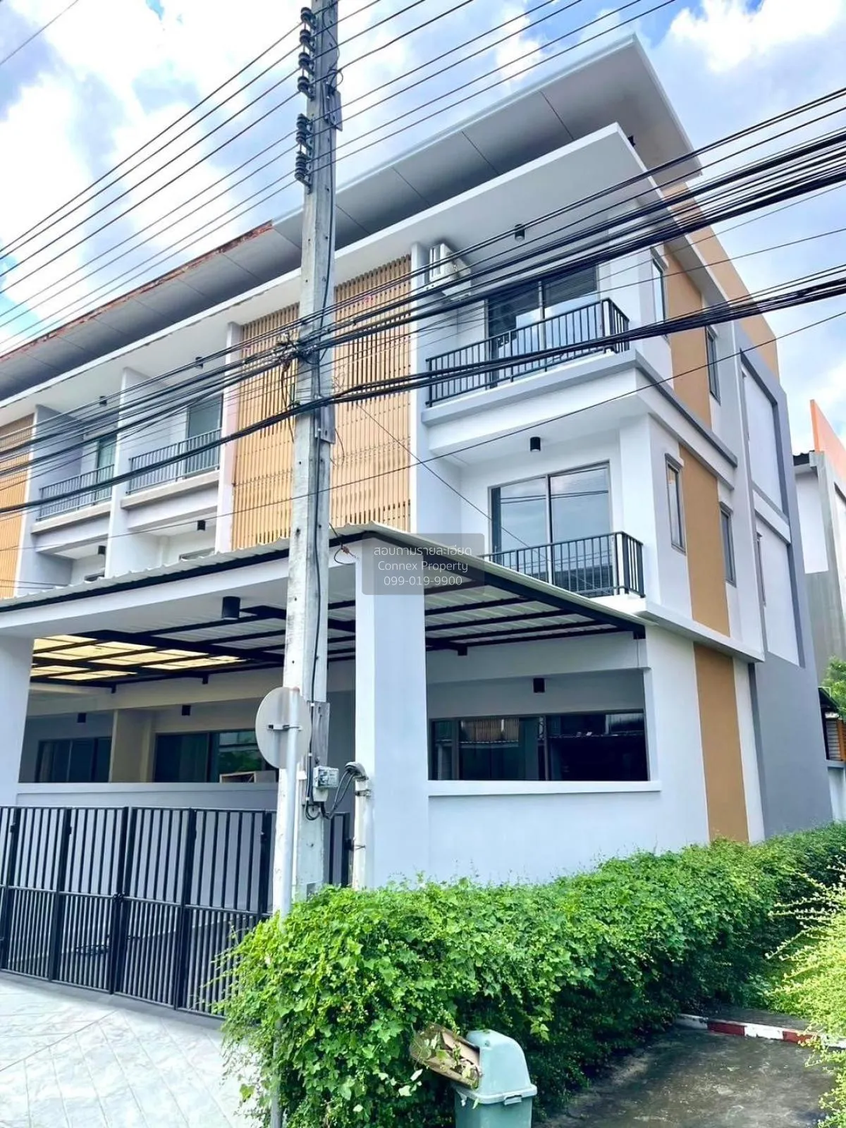 ขายทาวน์เฮ้าส์/ทาวน์โฮม  อีโคสเปซ เกษตร-นวมินทร์ ห้องมุม รีโนเวทใ 2