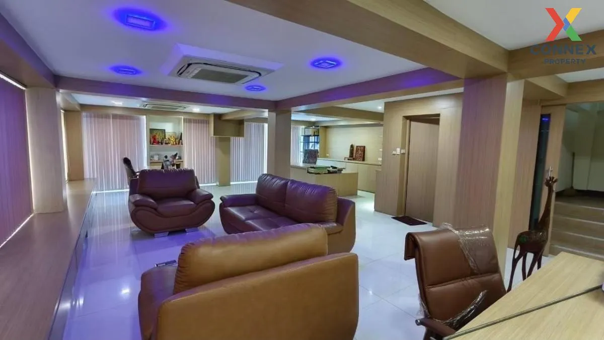 ขายตึกแถว 2 คูหา ตีทะลุติดกันทั้ง 2 คูหา คลองบางพราน เขต บางบอน ก