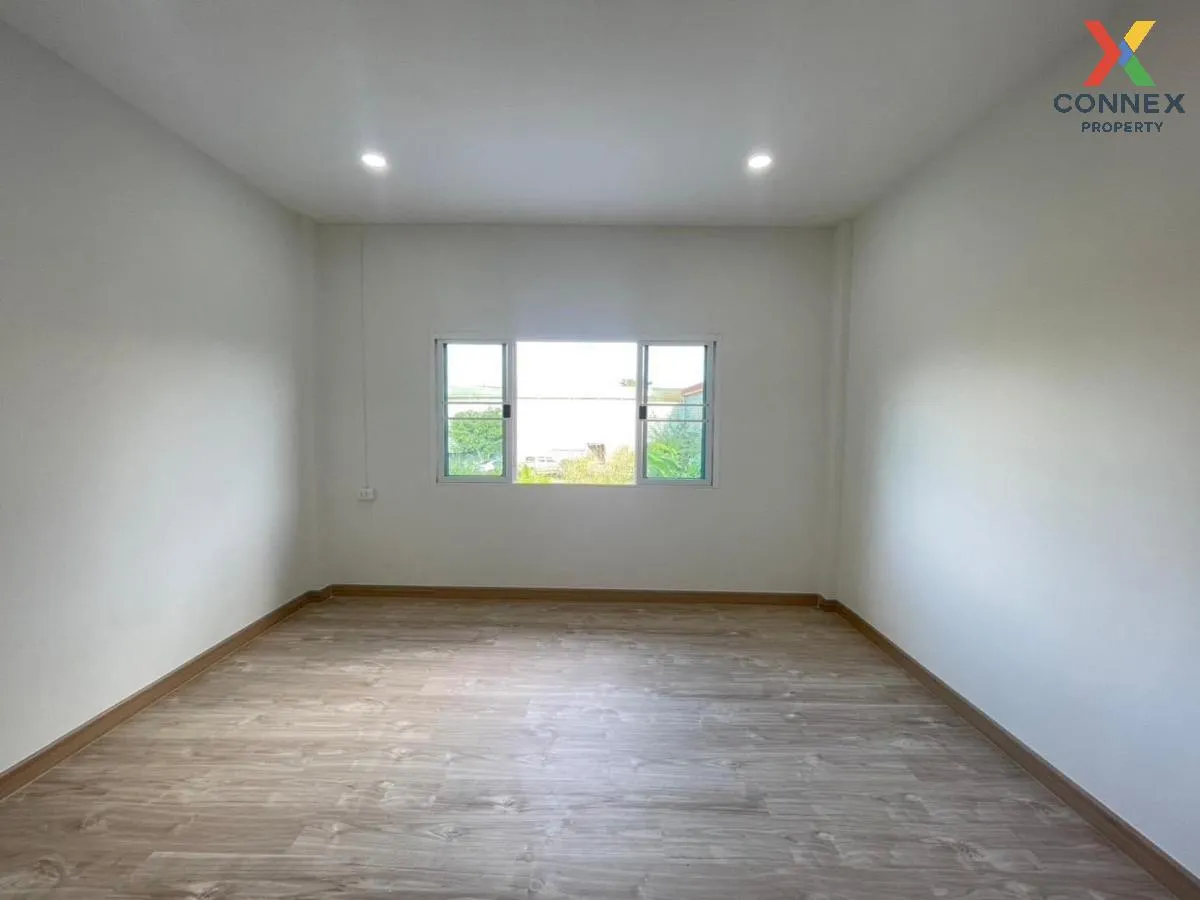 For Sale Townhouse/Townhome  , Klang Soi Village 2 , newly renova For Sale Townhouse/Townhome  , Klang Soi Village 2 , newly renova