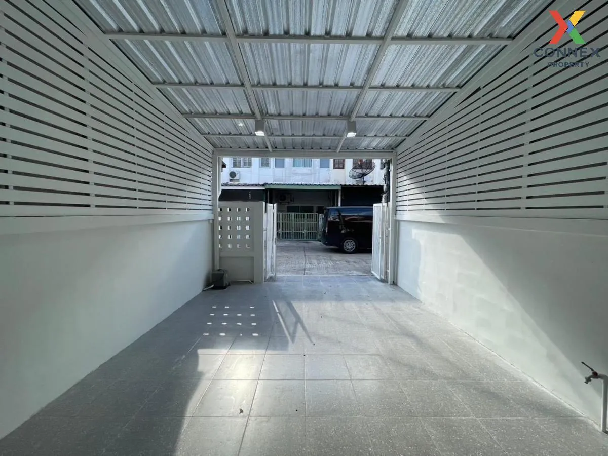 For Sale Townhouse/Townhome  , Klang Soi Village 2 , newly renova For Sale Townhouse/Townhome  , Klang Soi Village 2 , newly renova 3