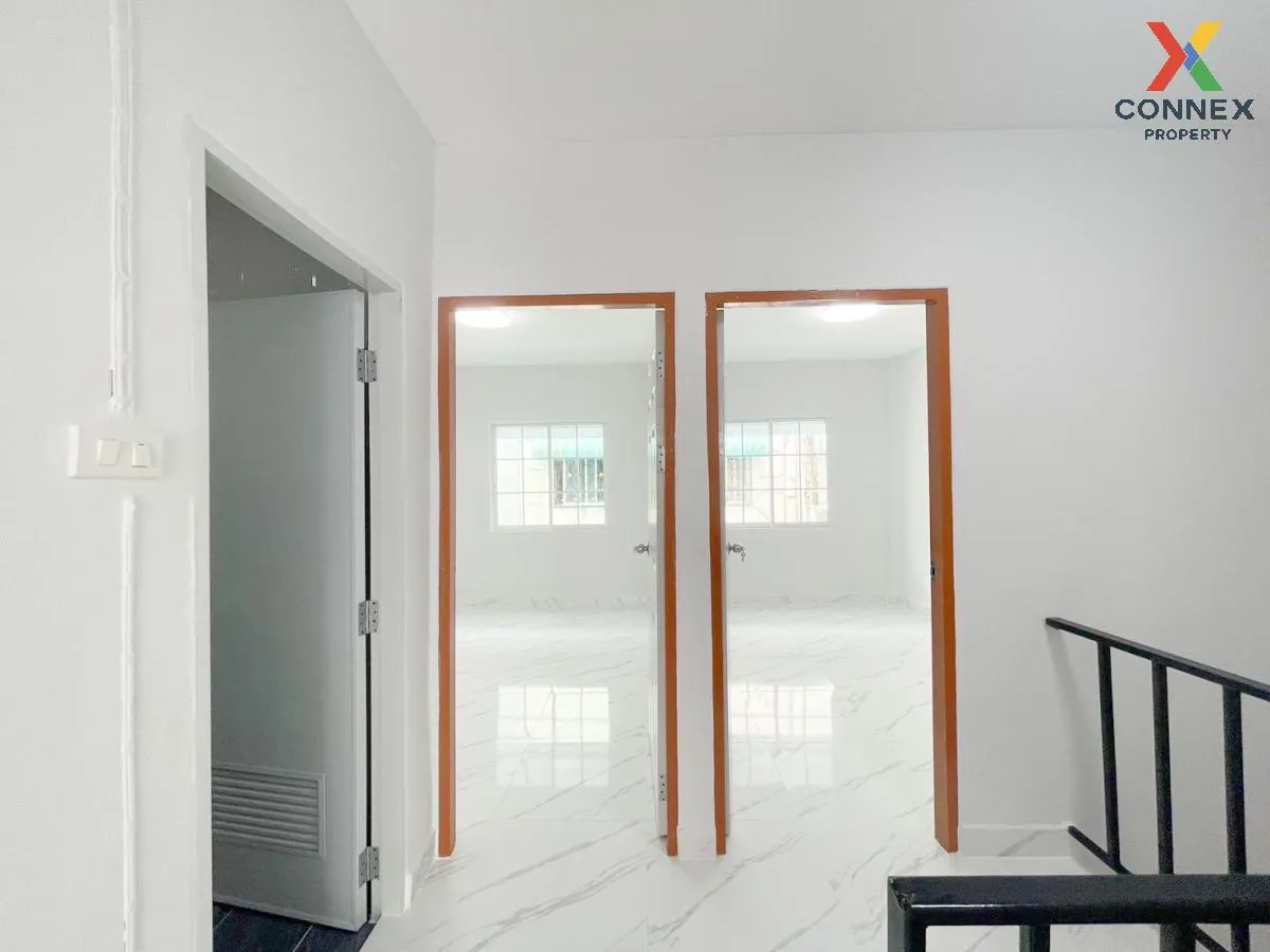 For Sale Townhouse/Townhome  , Baan Rajapruek 3 , newly renovated