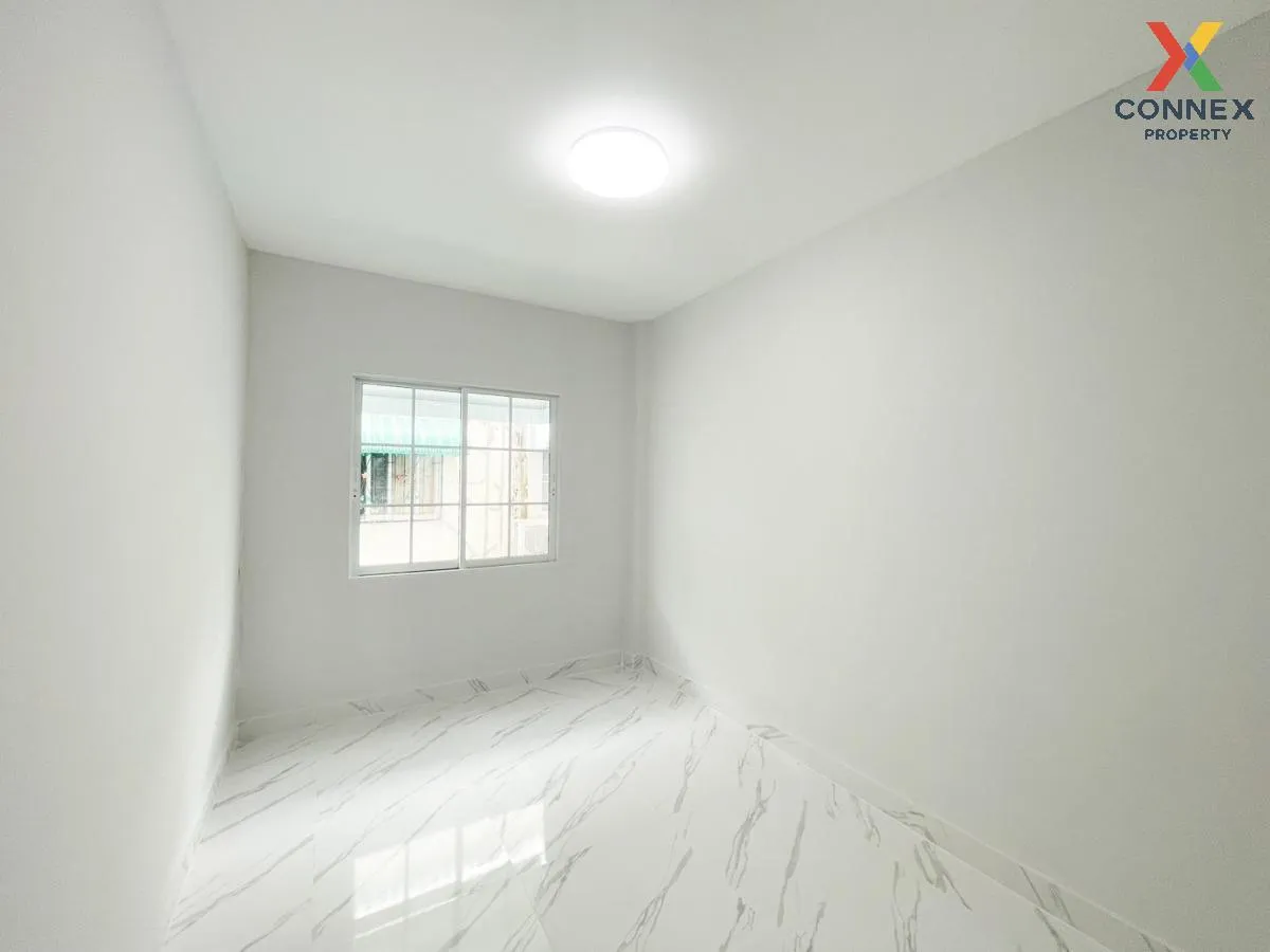 For Sale Townhouse/Townhome  , Baan Rajapruek 3 , newly renovated