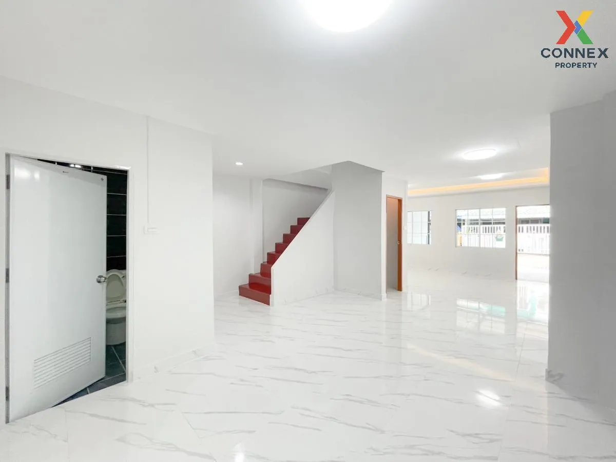 For Sale Townhouse/Townhome  , Baan Rajapruek 3 , newly renovated