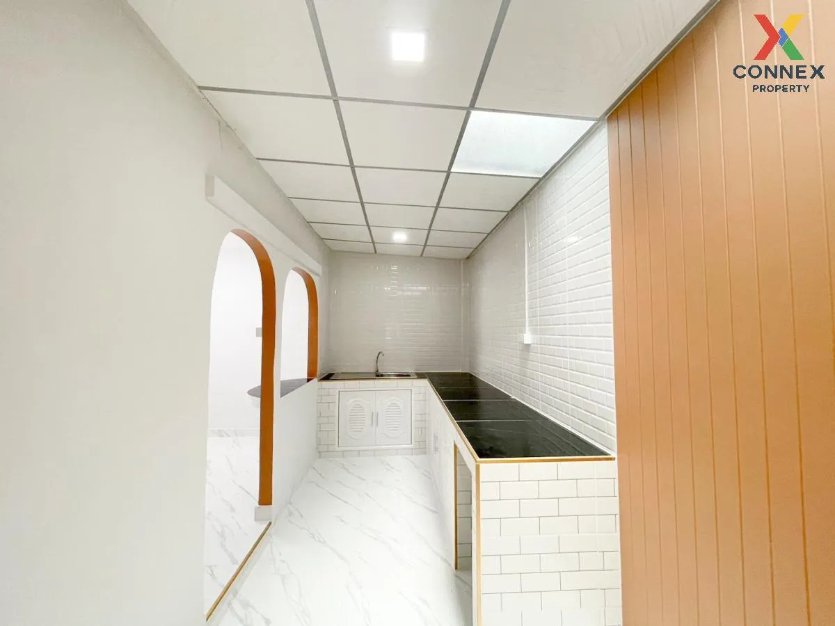 For Sale Townhouse/Townhome  , Baan Rajapruek 3 , newly renovated