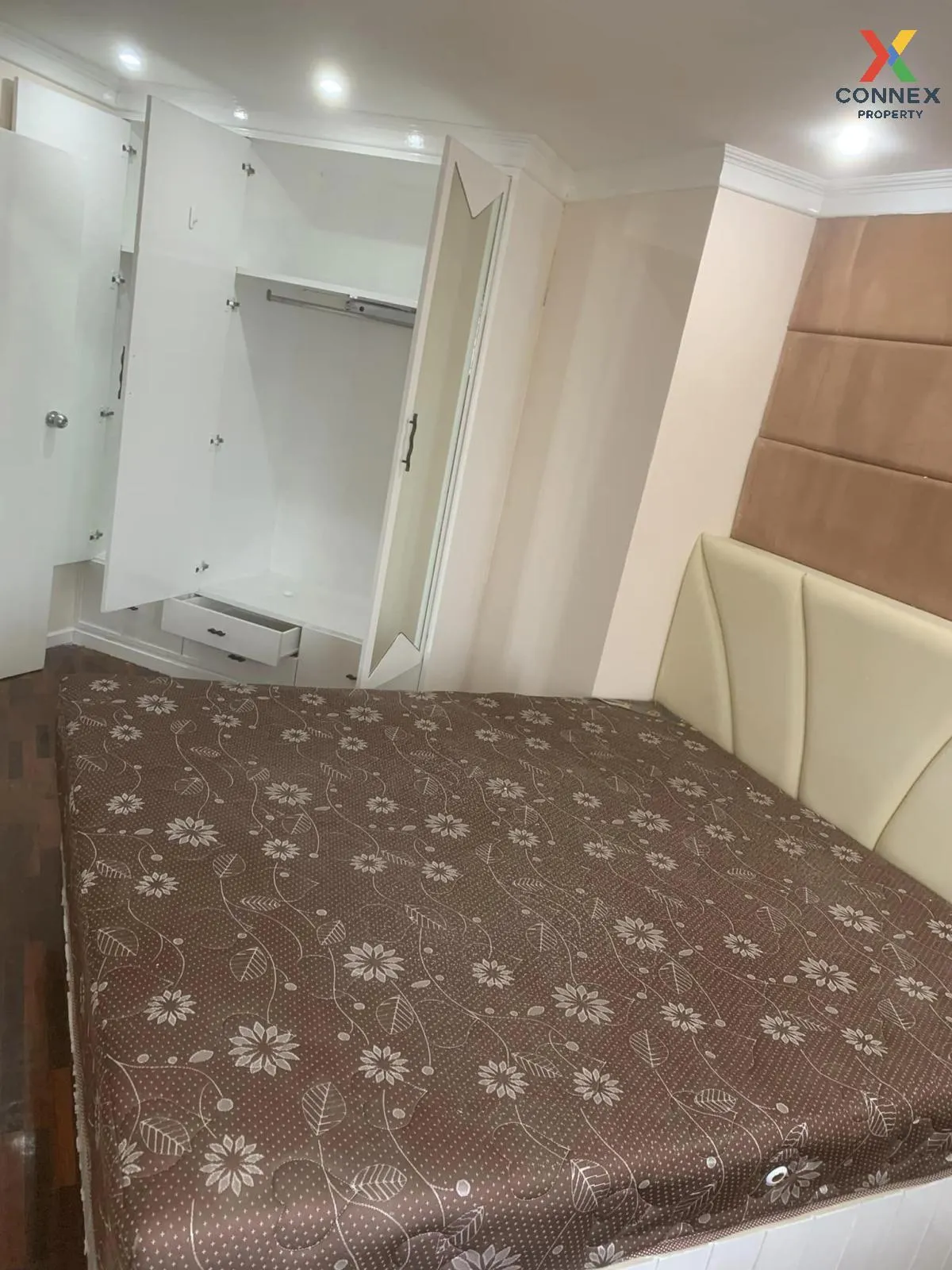 For Sale Condo , SV City Rama 3 , Bang Phong Phang , Yannawa , Ba