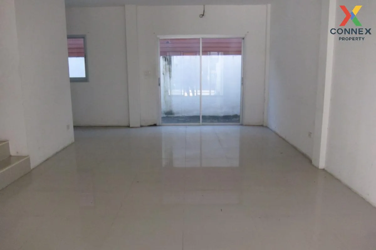 For Sale Townhouse/Townhome  , BAAN RATCHAPRUEK SUVARNABHUMI - LA 2