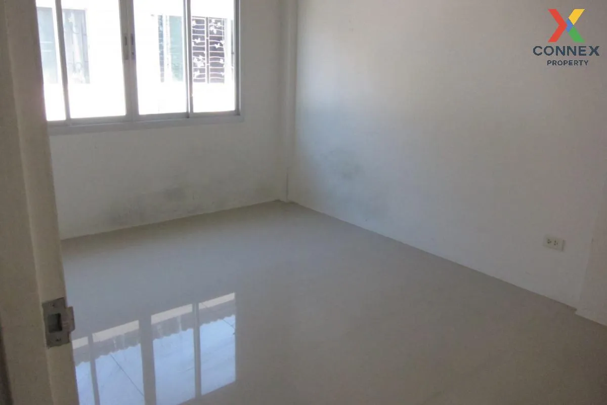 For Sale Townhouse/Townhome  , BAAN RATCHAPRUEK SUVARNABHUMI - LA 4