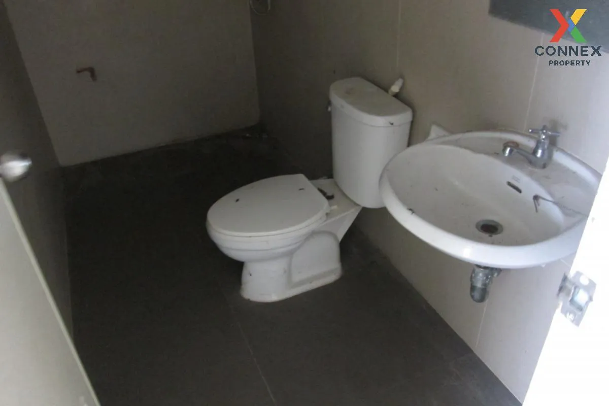 For Sale Townhouse/Townhome  , BAAN RATCHAPRUEK SUVARNABHUMI - LA