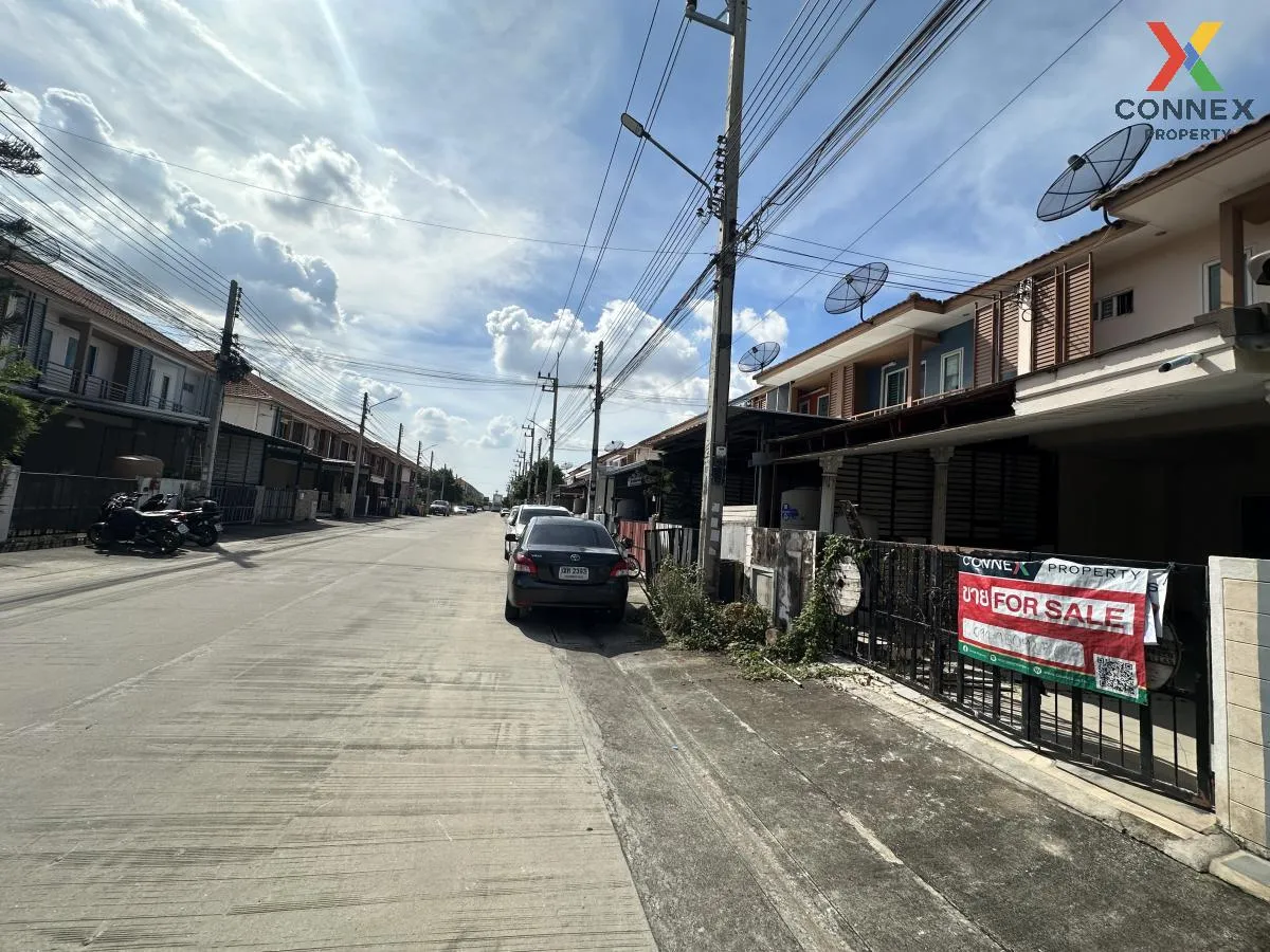 For Sale Townhouse/Townhome  , I Leaf Town Lumlukka Klong 3 , Lat 2