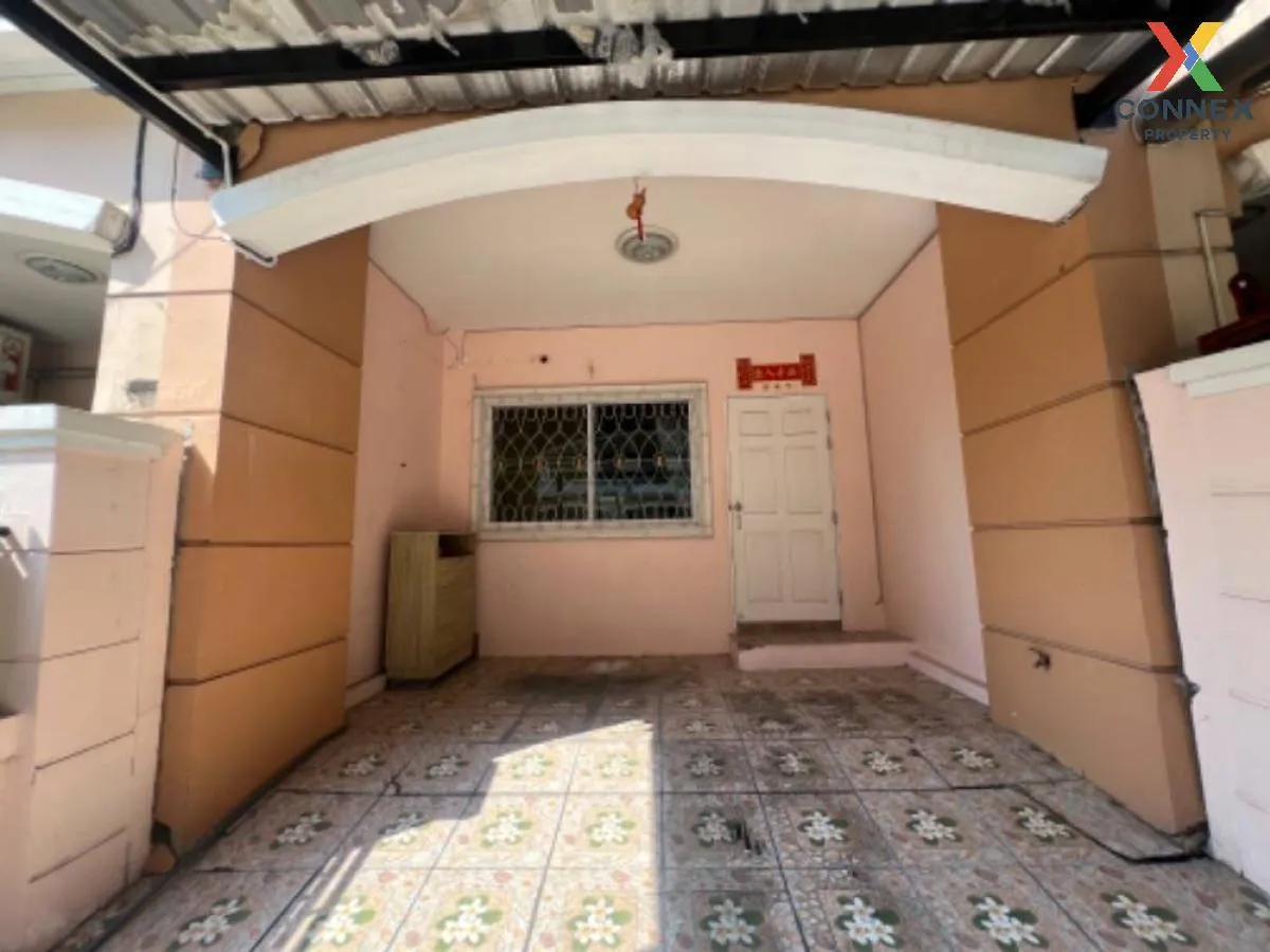 For Sale Townhouse/Townhome  , Prinluck Rama 2 , Samae Dam , Bang 2