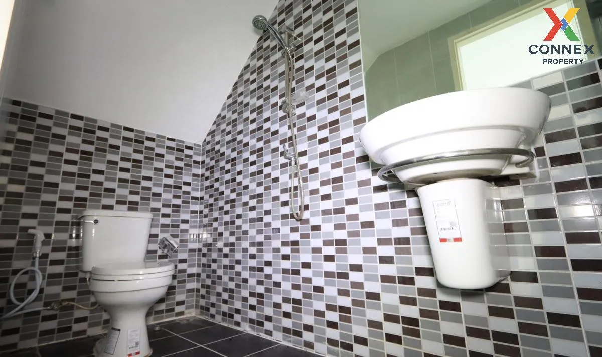 ขายทาวน์เฮ้าส์/ทาวน์โฮม  เนอวานา คัฟเวอร์ อ่อนนุช BTS-อ่อนนุช ลาด