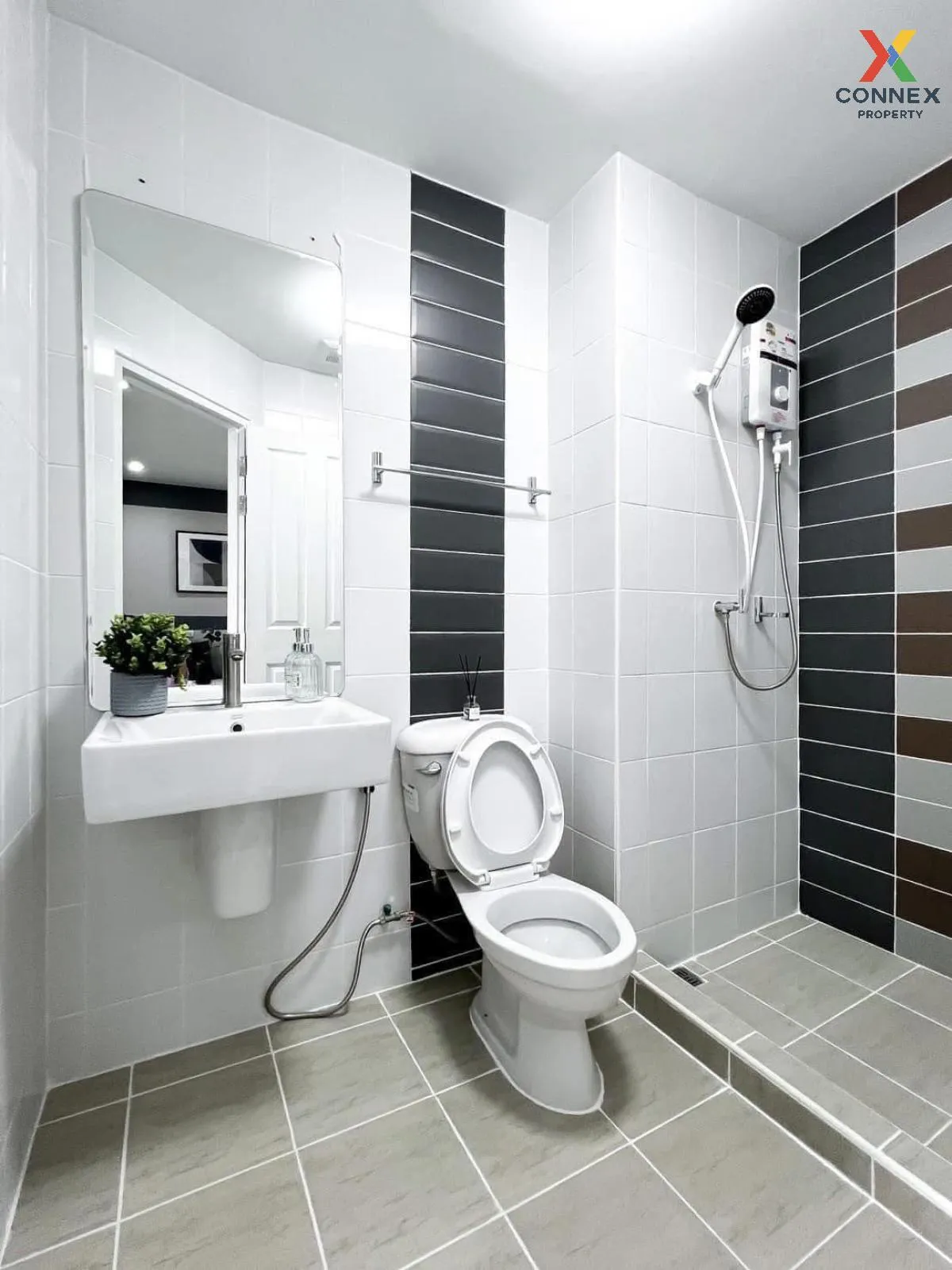 เช่าคอนโด  เดอะทรัสต์ เรสซิเดนท์ พระราม 3 ช่องนนทรี เขต ยานนาวา ก