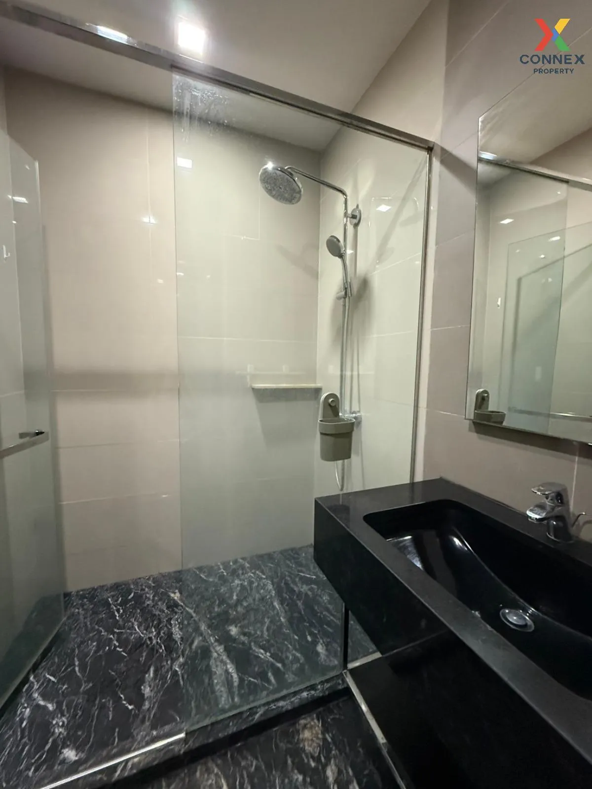 For Rent Condo , EDGE Sukhumvit 23 , BTS-Asok , Khlong Toei Nuea 