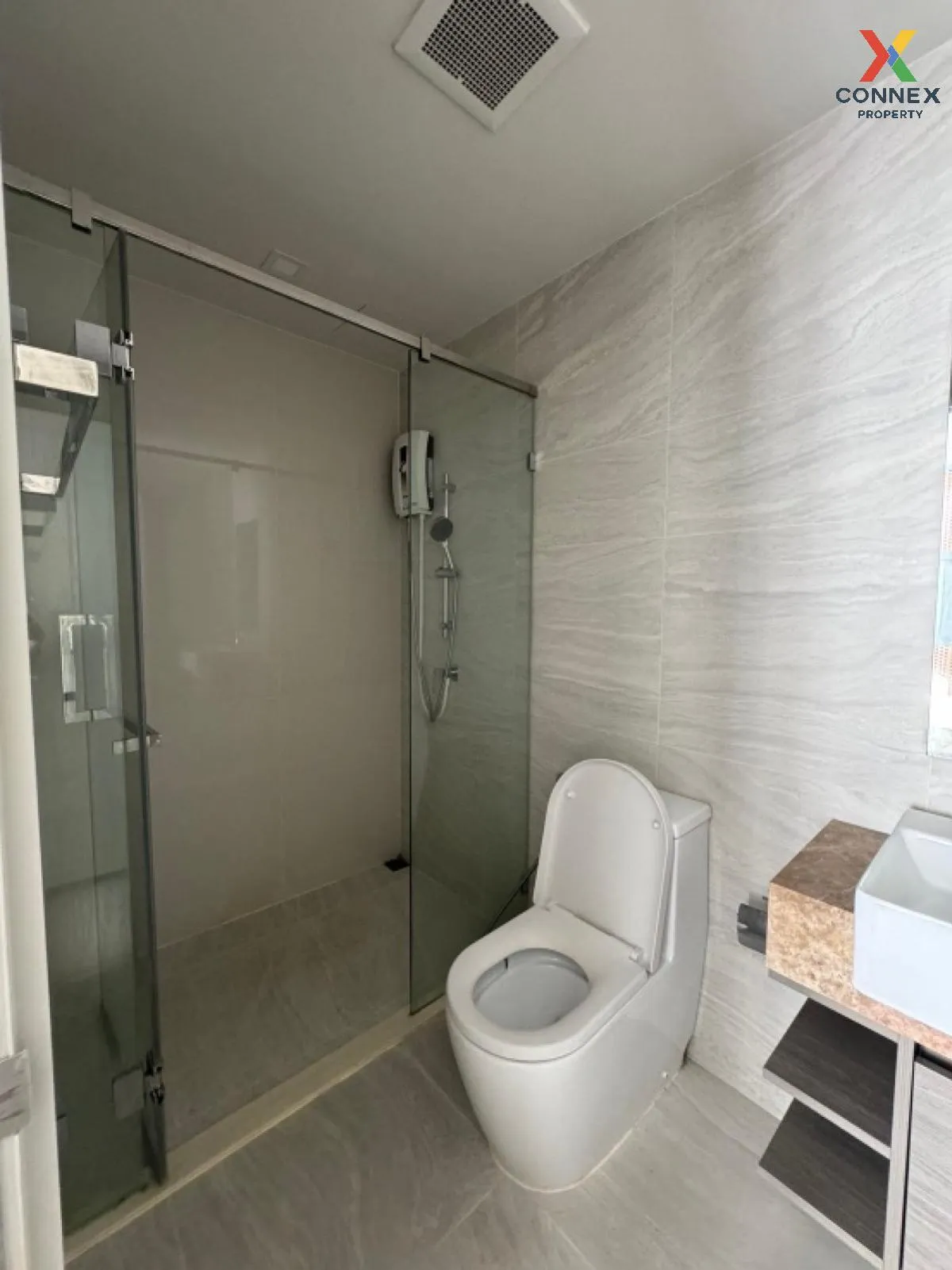 เช่าคอนโด  ควินทารา ทรีเฮาส์ สุขุมวิท 42 BTS-พระโขนง พระโขนง เขต 