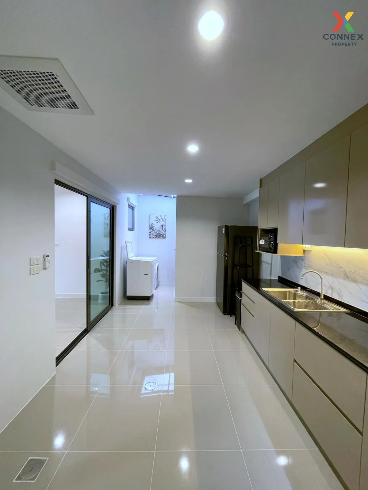 For Rent Townhouse/Townhome  , Pleno Sukhumvit-Bangna 3 , Bang Ka