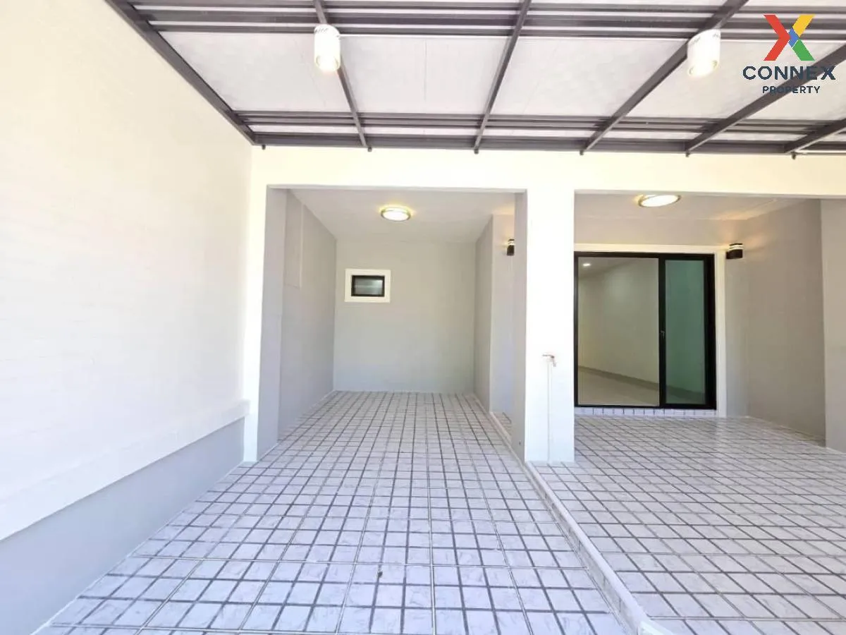 For Sale Townhouse/Townhome  , Baan Pruksa 10 Bang Kruai - Sai No For Sale Townhouse/Townhome  , Baan Pruksa 10 Bang Kruai - Sai No 3