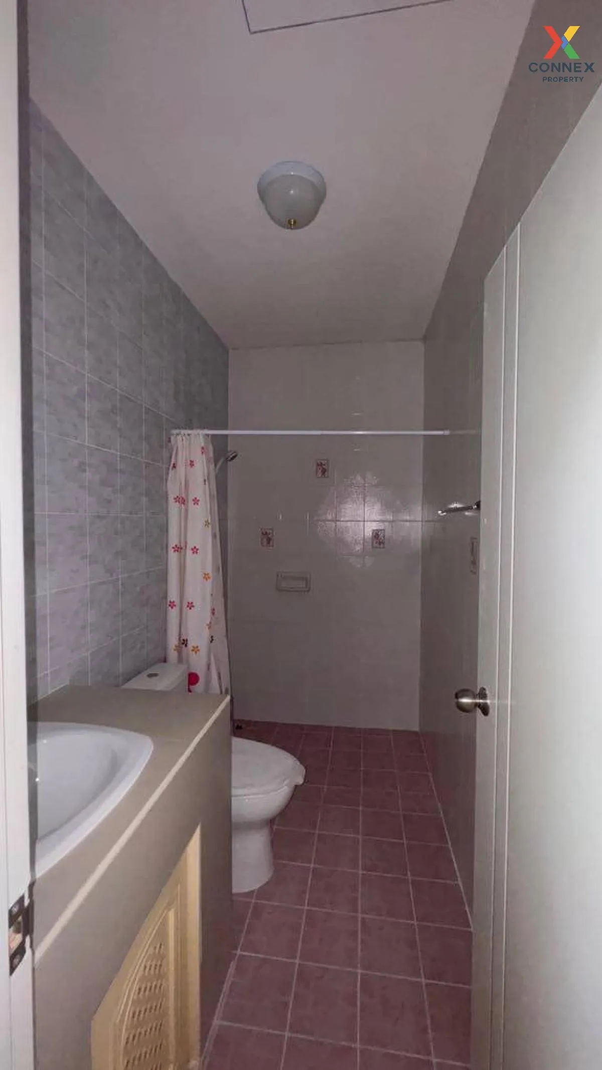 For Sale Townhouse/Townhome  , Baan Fha Nuntawan Hathairat , newl