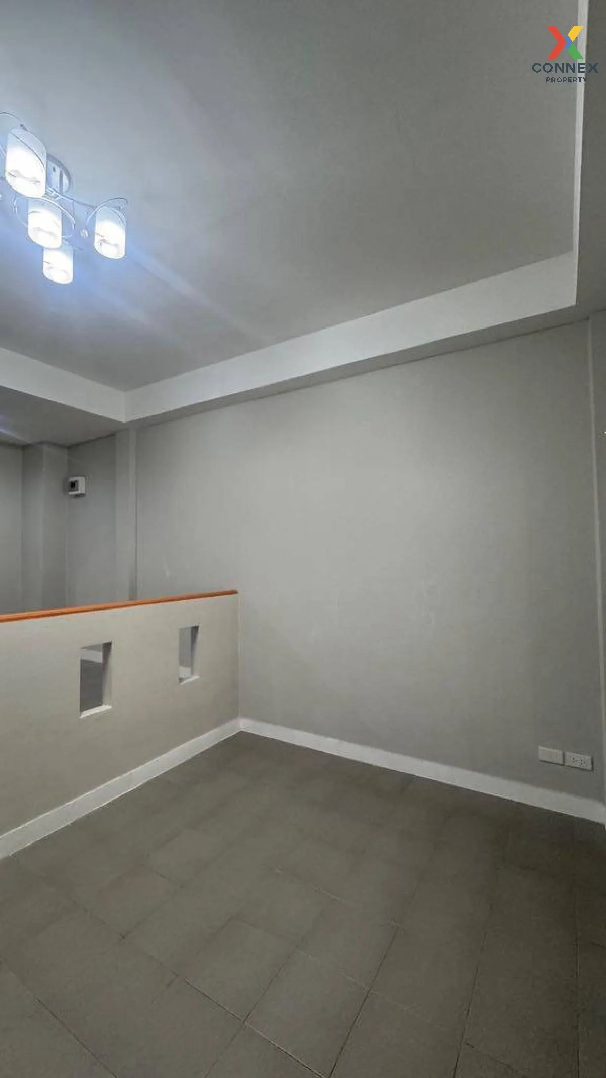 For Sale Townhouse/Townhome  , Baan Fha Nuntawan Hathairat , newl 4