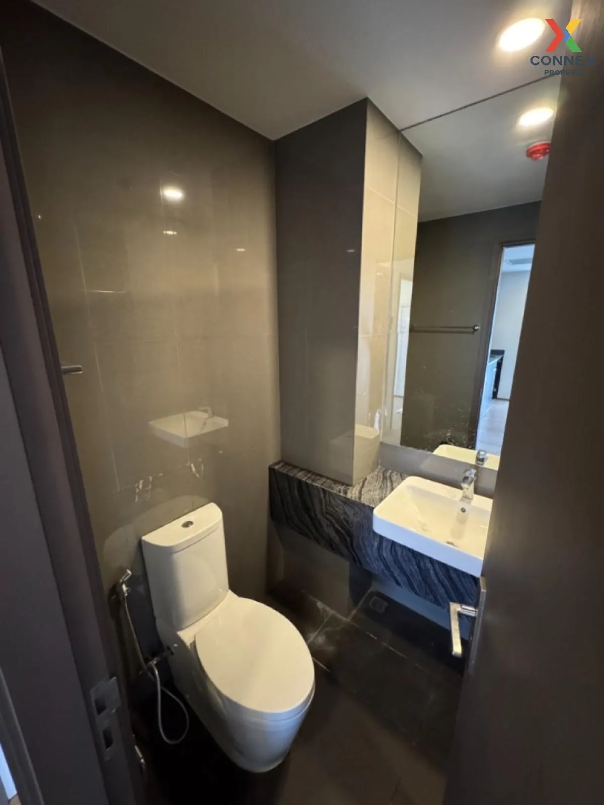 ขายคอนโด  แอชตัน จุฬา-สีลม MRT-สามย่าน สี่พระยา เขต บางรัก กรุงเท