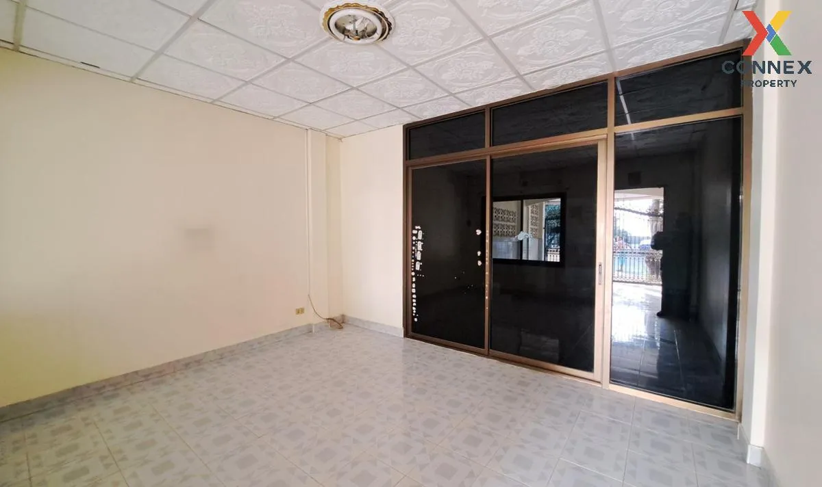 ขายทาวน์เฮ้าส์/ทาวน์โฮม  บ้านปิยวรารมย์ 3 ไทรน้อย ไทรน้อย นนทบุรี ขายทาวน์เฮ้าส์/ทาวน์โฮม  บ้านปิยวรารมย์ 3 ไทรน้อย ไทรน้อย นนทบุรี 3