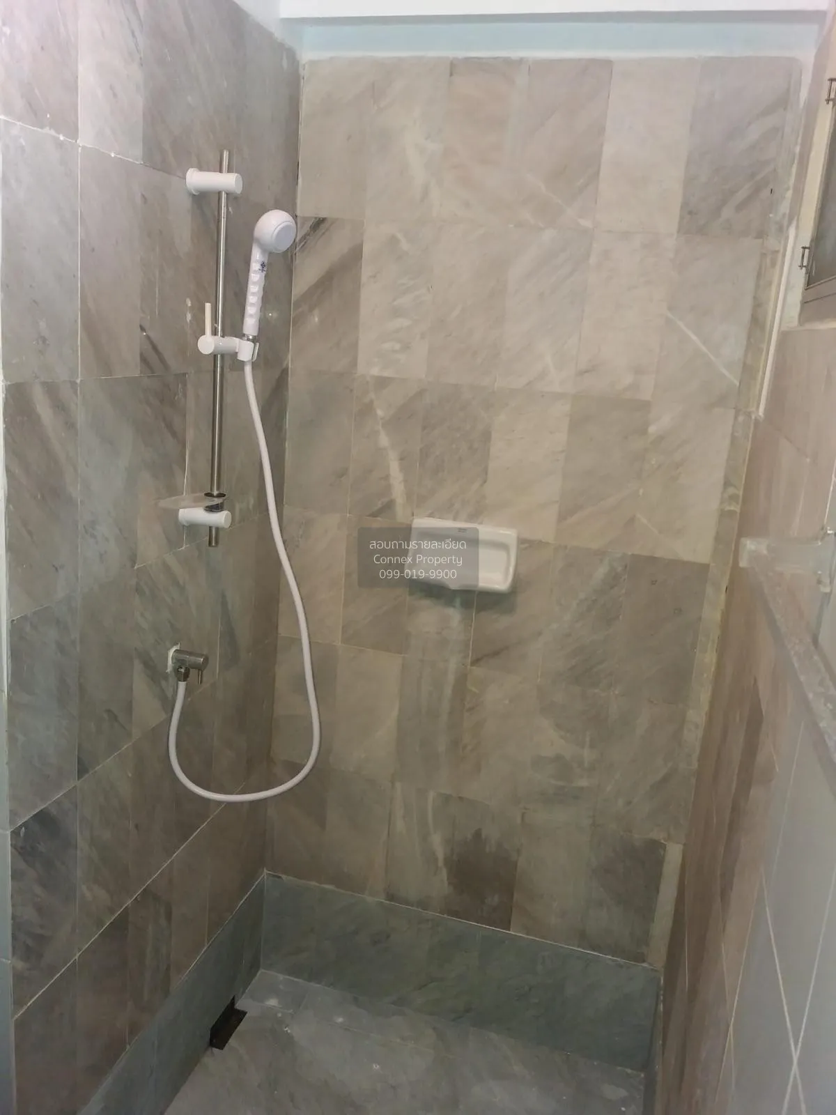 ขายคอนโด  ลิฟวิ่งเพลส ลาดพร้าว 138 คลองจั่น เขต บางกะปิ กรุงเทพ C