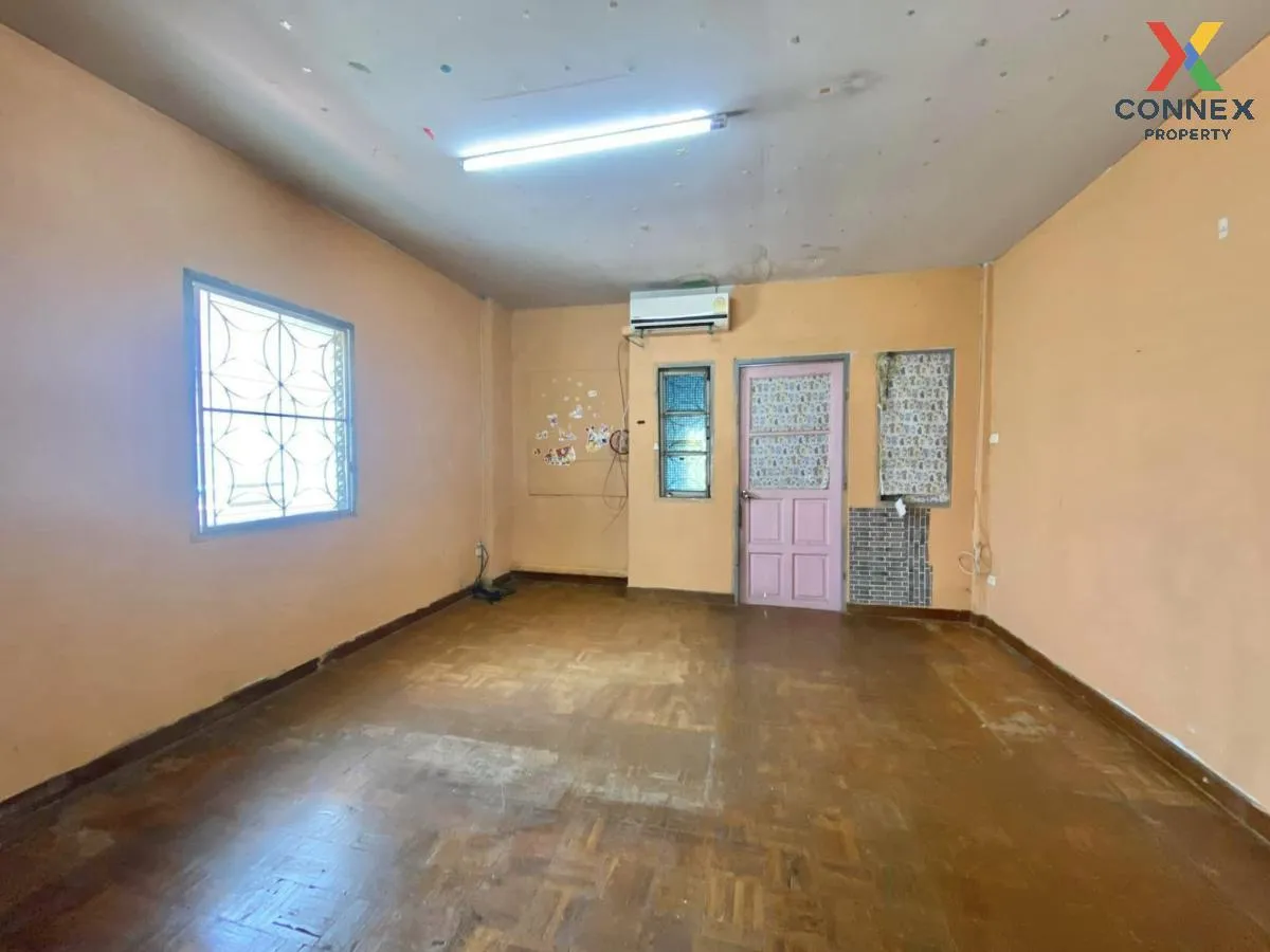 ขายทาวน์เฮ้าส์/ทาวน์โฮม  บ้านราณี 7 คันนายาว เขต คันนายาว กรุงเทพ