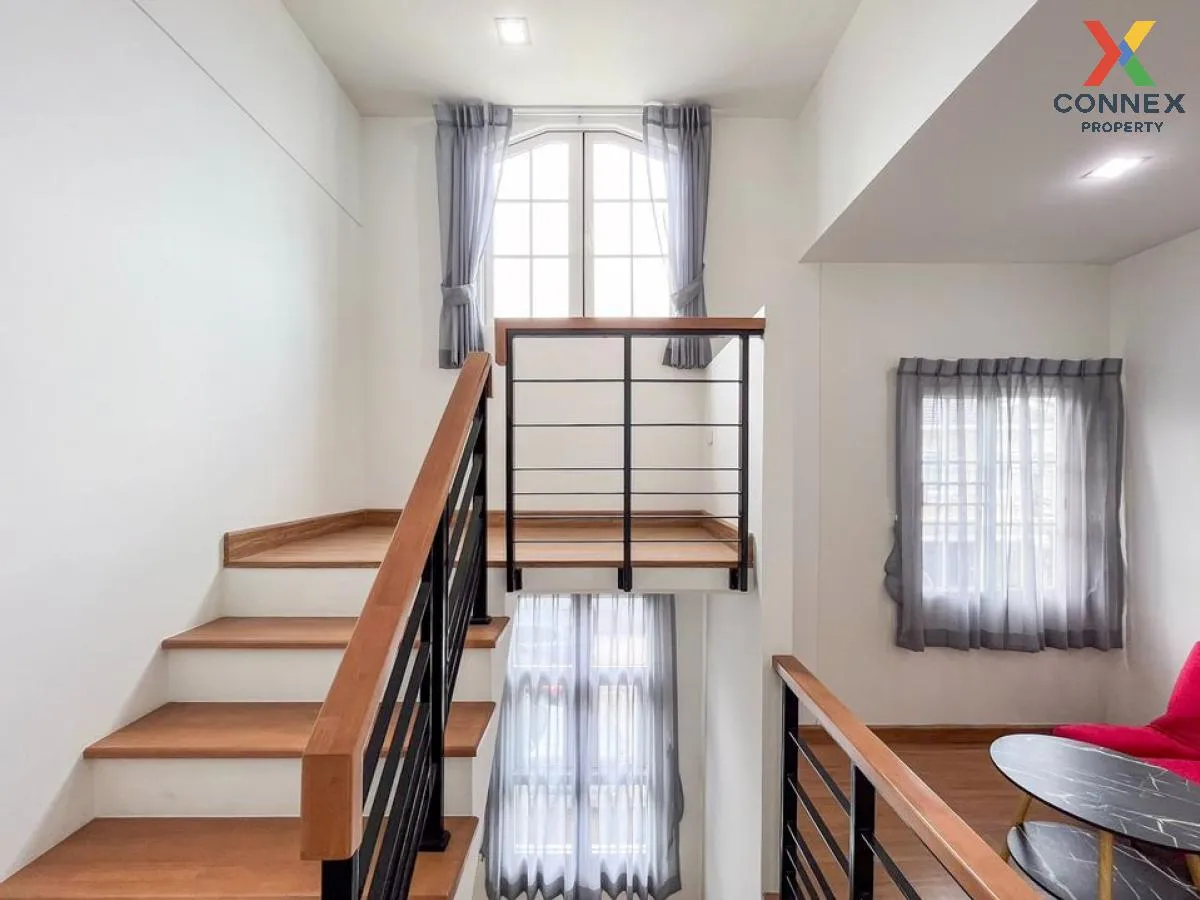 ขายบ้าน  โกลเด้น นีโอ สาทร บางหว้า เขต ภาษีเจริญ กรุงเทพ CX-10972