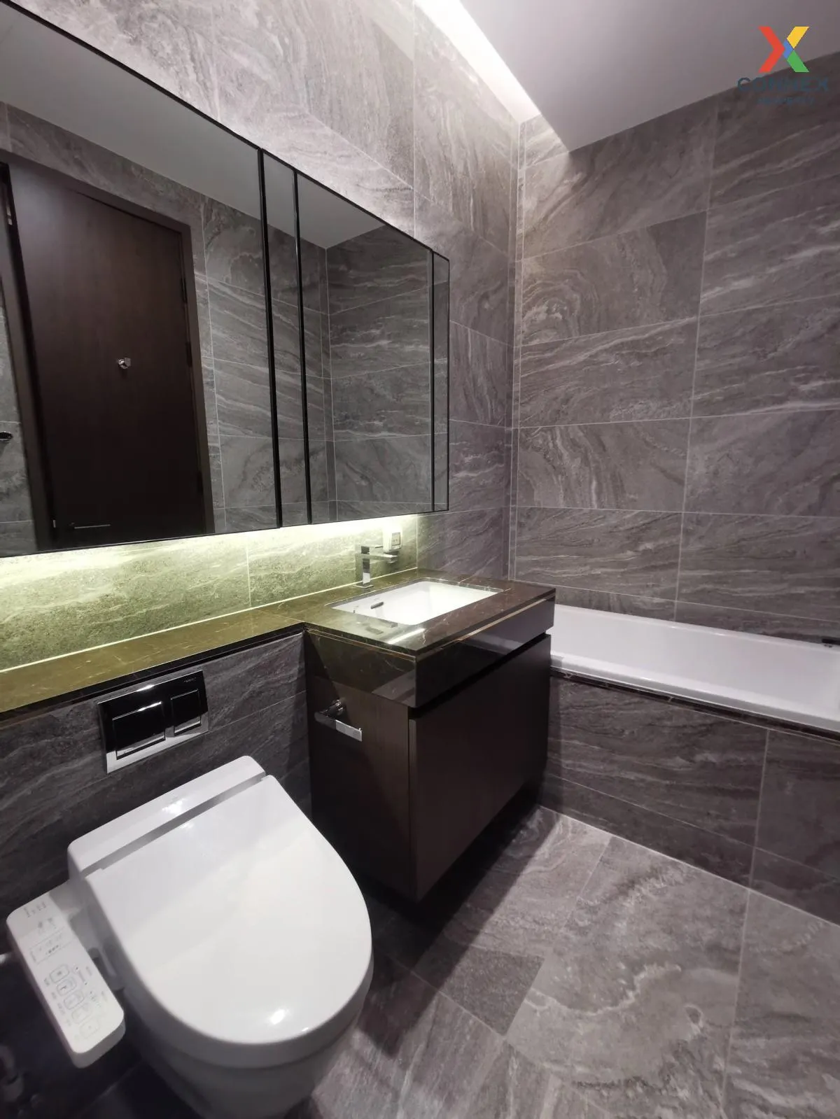 For Rent Condo , The Esse Sukhumvit 36 , BTS-Thong Lo , Phra Khan