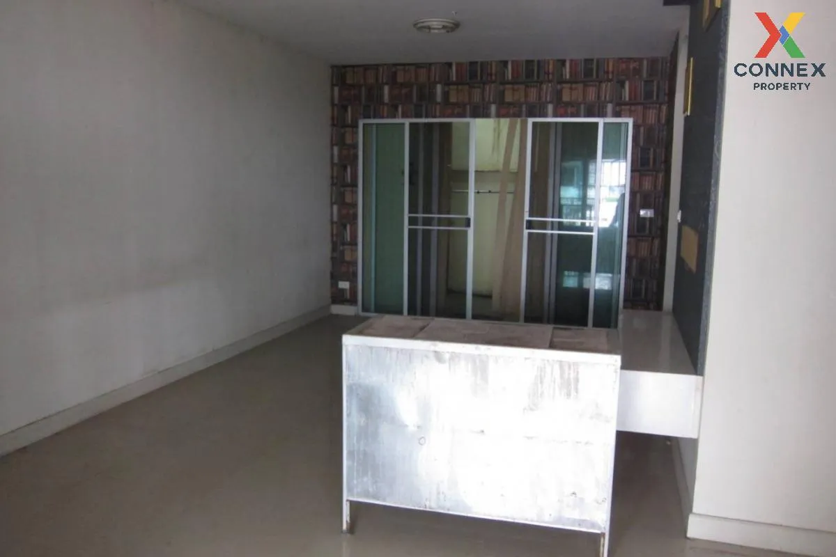 ขายทาวน์เฮ้าส์/ทาวน์โฮม  เดอะคอนเนค วัชรพล - เพิ่มสิน ออเงิน เขต  2