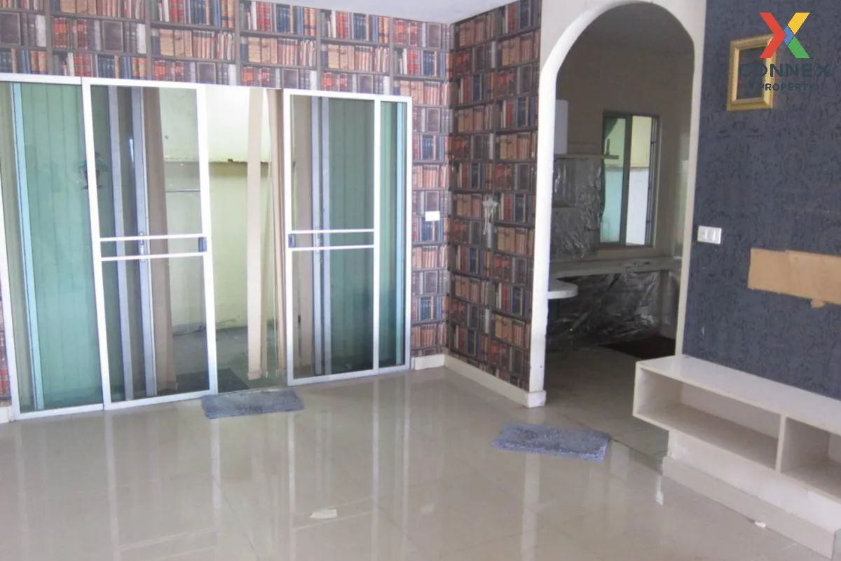 ขายทาวน์เฮ้าส์/ทาวน์โฮม  เดอะคอนเนค วัชรพล - เพิ่มสิน ออเงิน เขต  3