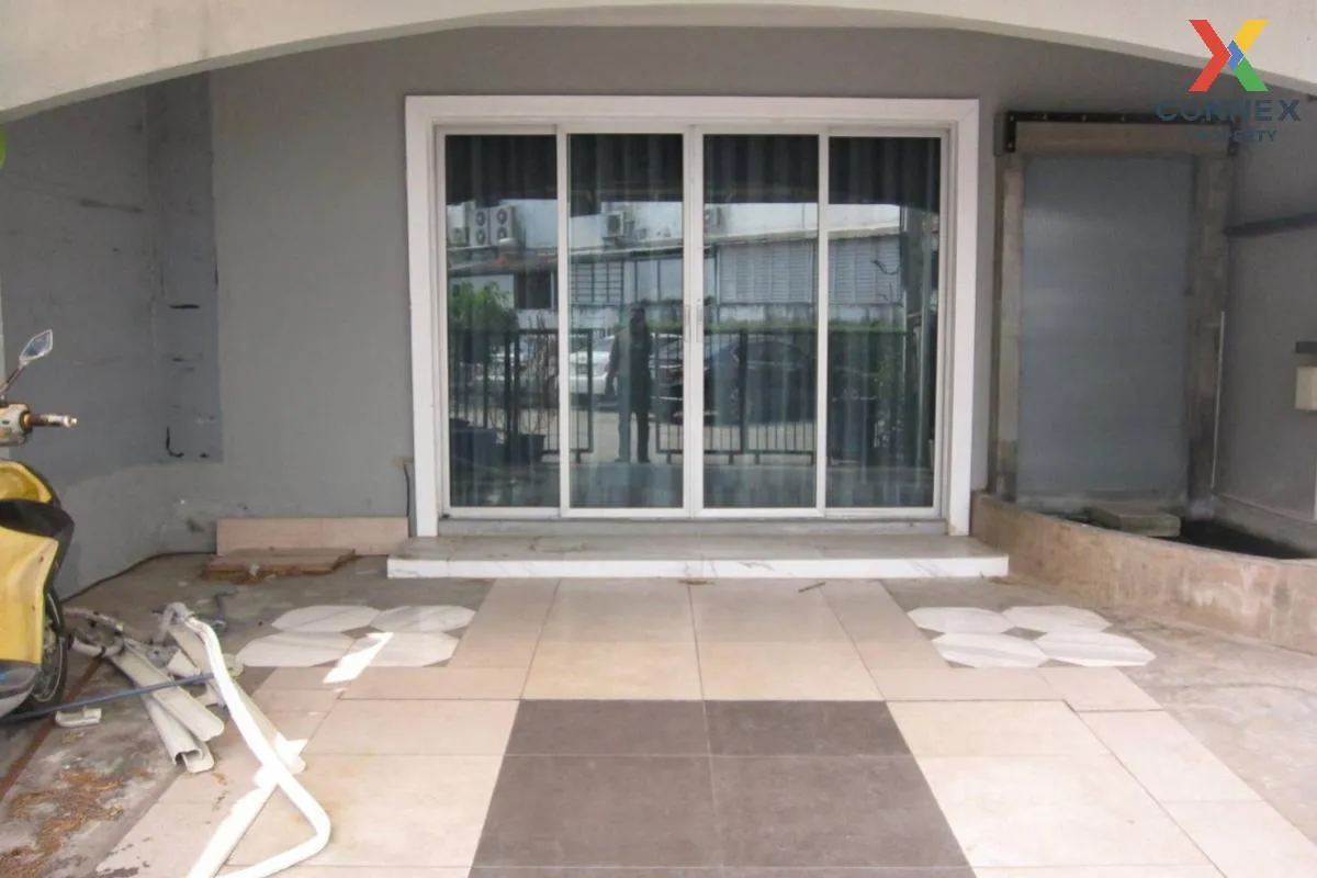 ขายทาวน์เฮ้าส์/ทาวน์โฮม  เดอะคอนเนค วัชรพล - เพิ่มสิน ออเงิน เขต 