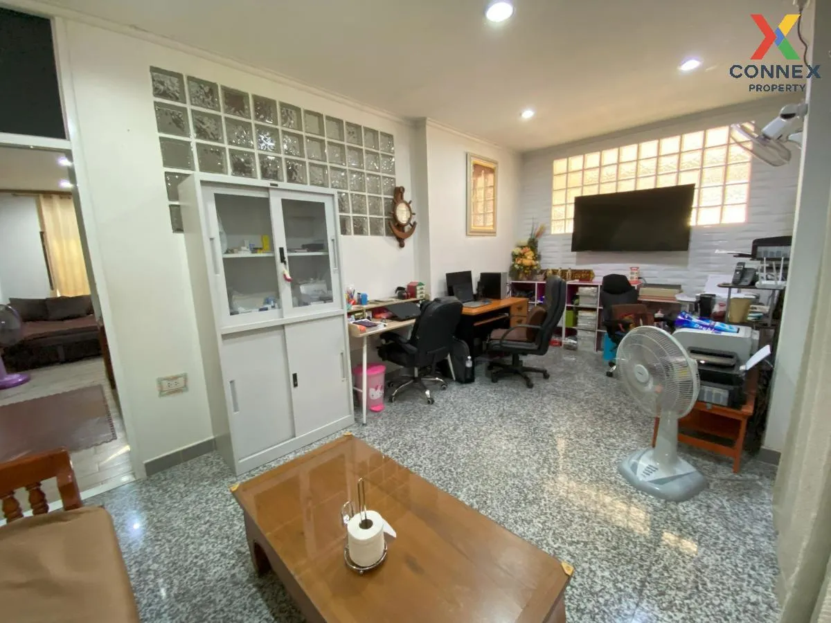 ขายบ้านเดี่ยว 2 ชั้นสร้างเอง ถนนพุทธมณฑลสาย 3 เขตทวีวัฒนา กรุงเทพ