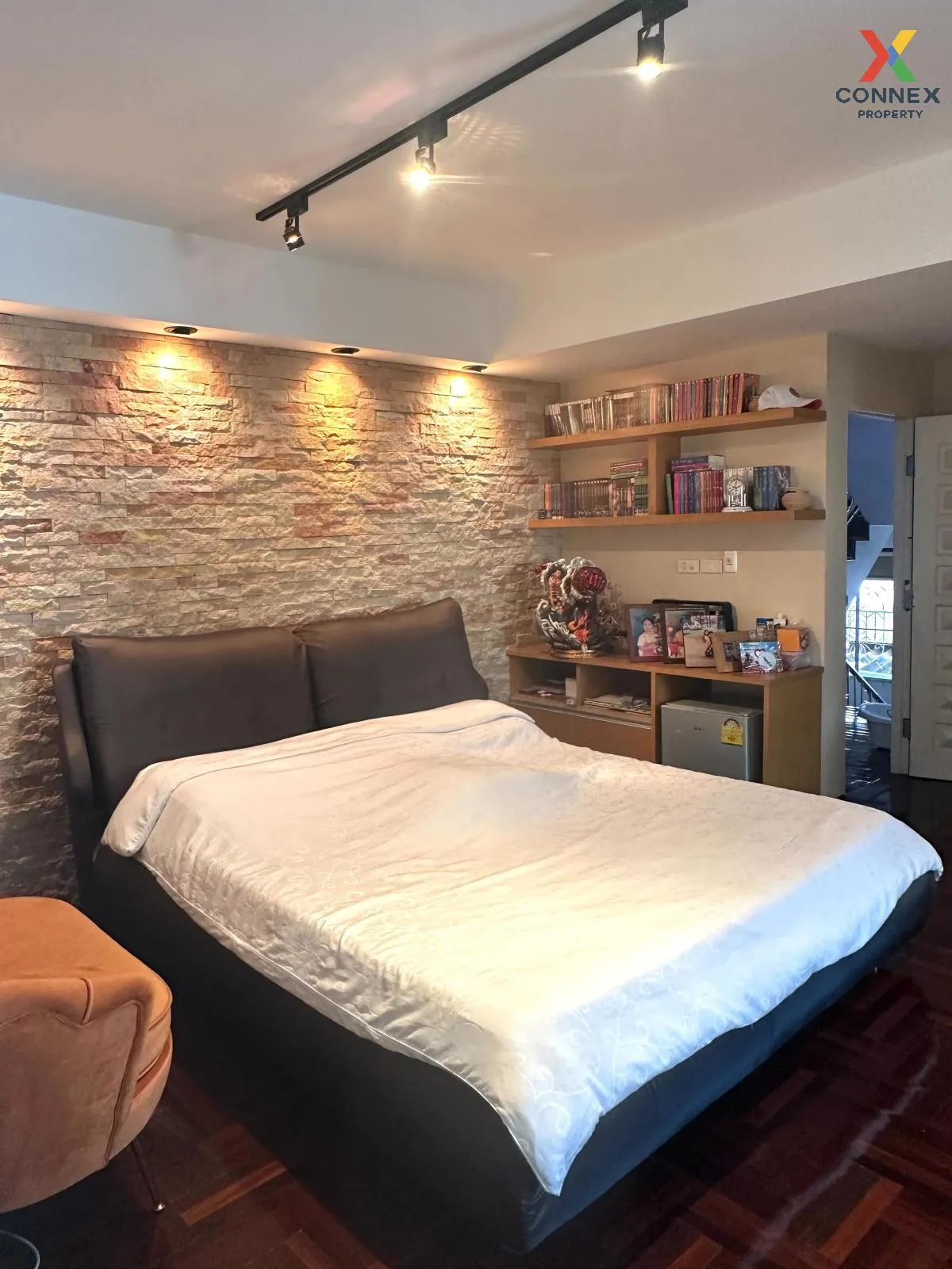 ขายบ้าน 3 ชั้น หมู่บ้านพรรณวดี วังทองหลาง เขต วังทองหลาง กรุงเทพ 